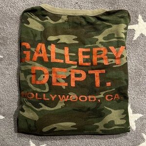Authentic Gallery Dept. Department Dept Longsleeve Thermal Camo Green Size L